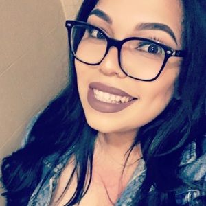 Meet your Posher, Gaby